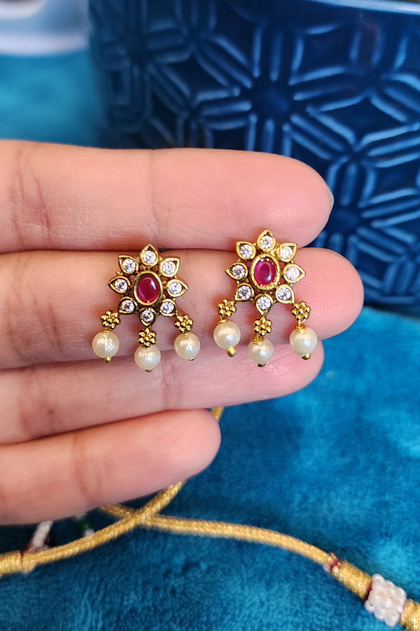 Gold Pearl Drop Necklace & Earring Set